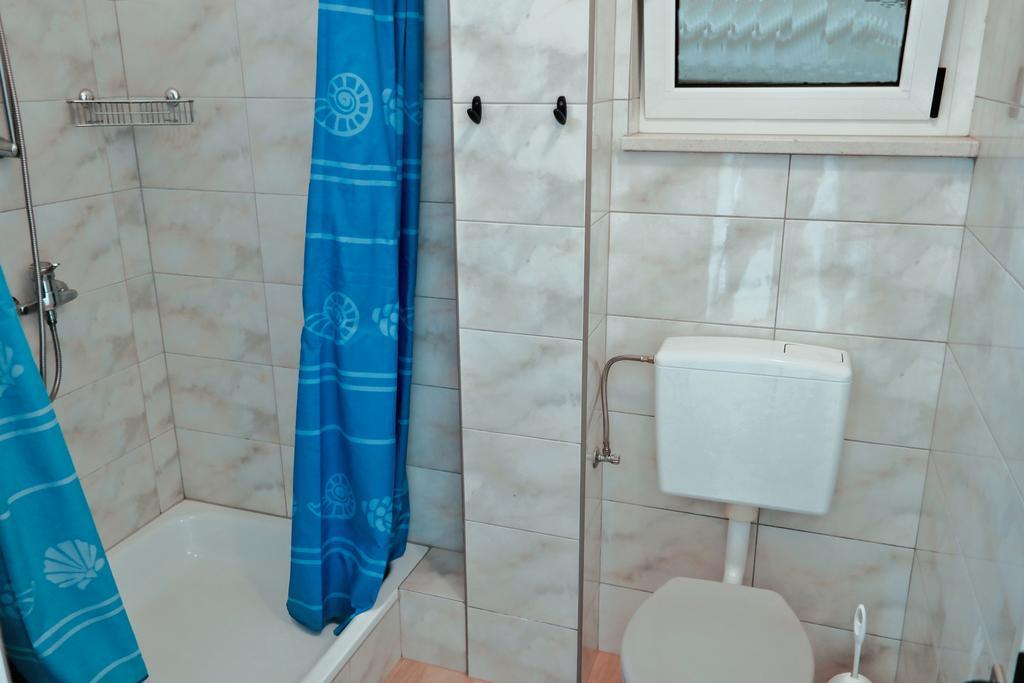 Direkt Am Meer-Apartments Puntaplanka Rogoznica  Luaran gambar